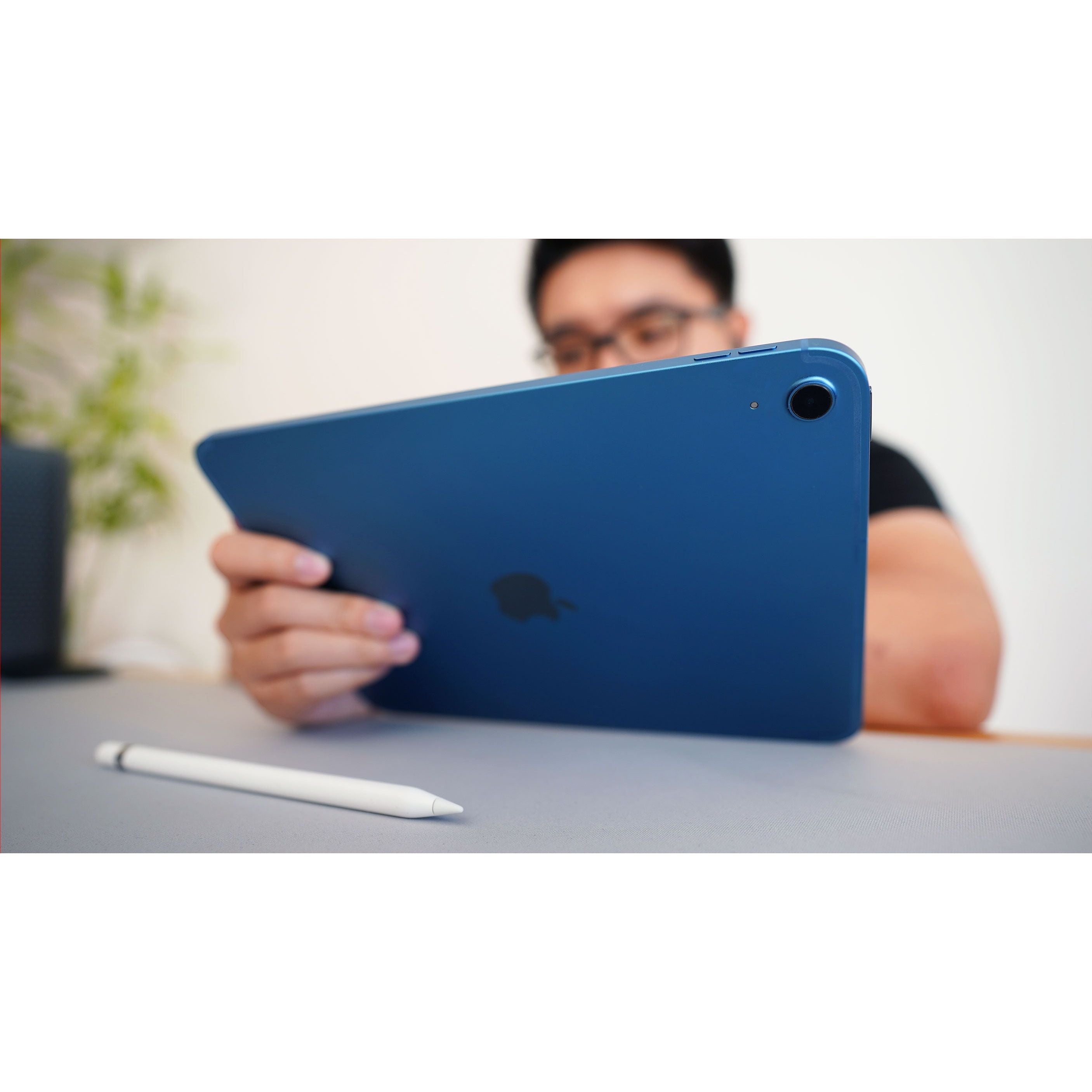iPad Apple 10.9 256GB WIFI Bleu - Reconditionné - IPAD 10.9 256GB WIFI Bleu  - Reconditionné